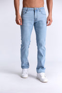 Relaxed Straight Denim (INSEAM 32")